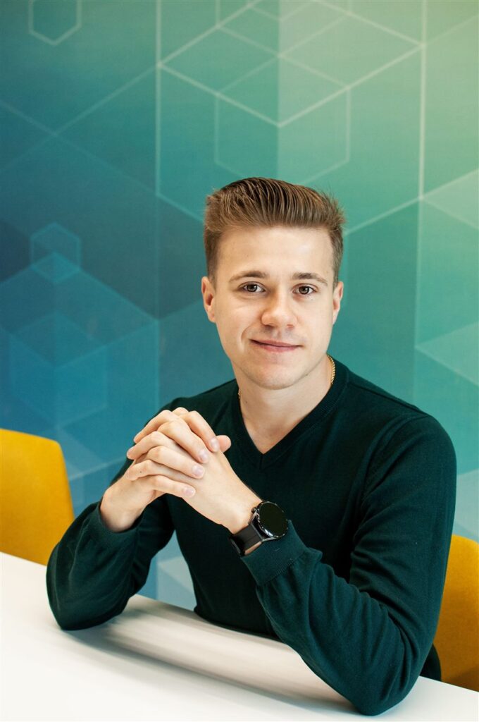 Maksymilian Goś, księgowy, biuro rachunkowe Asset